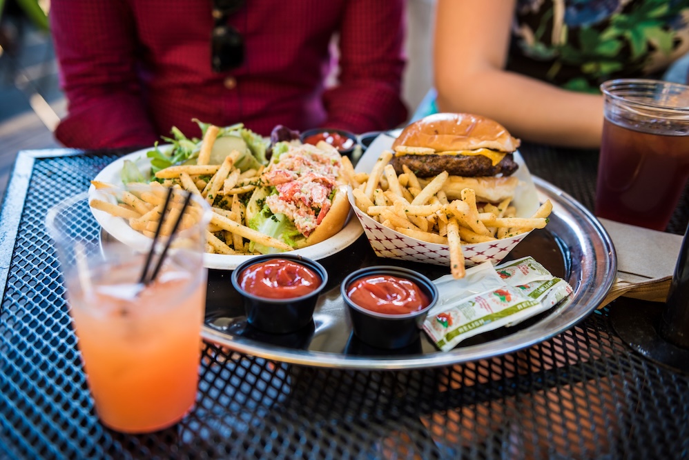 casual dining